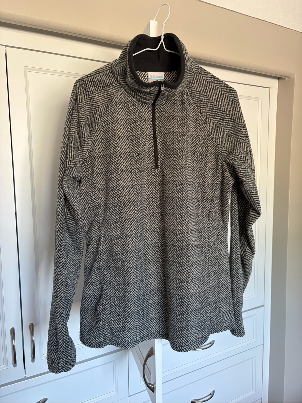 Columbia Black & White Herringbone Quarter-Zip Pullover